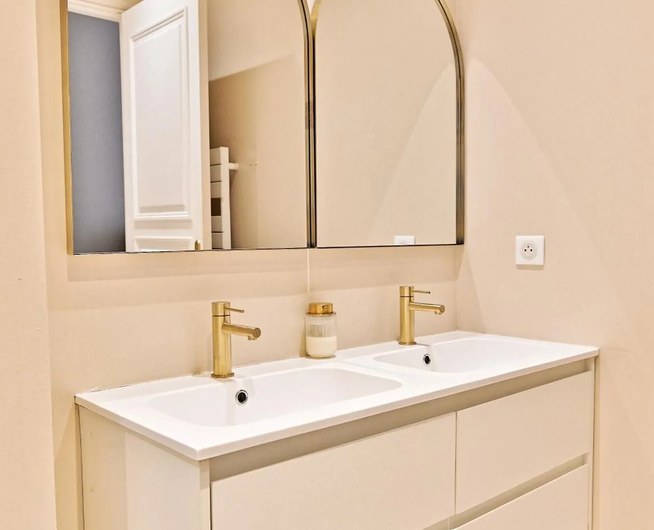 Appartement Moderne Et Climatise - Arc De Triomphe Paris