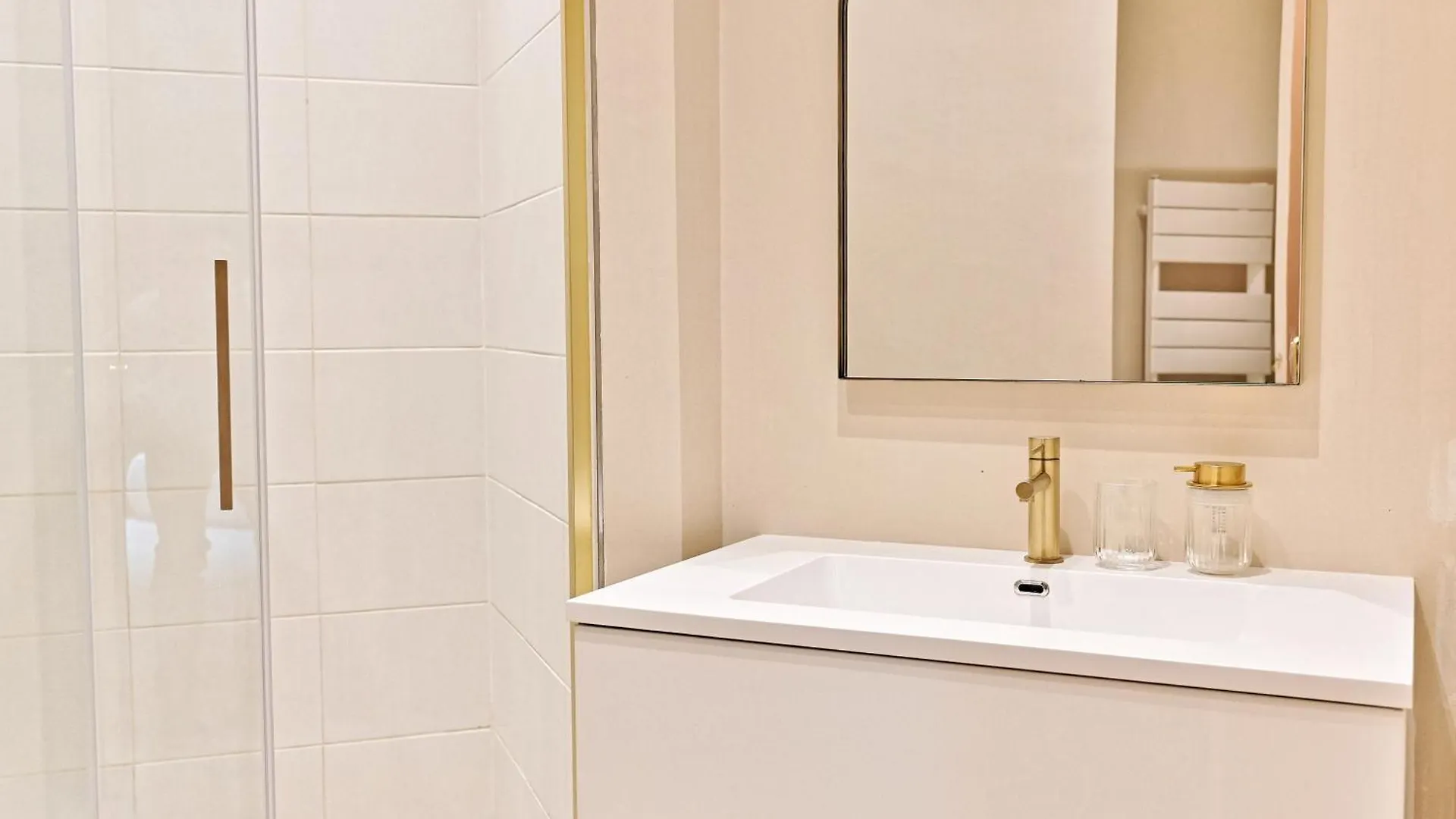 Apartment Appartement Moderne Et Climatise - Arc De Triomphe Paris