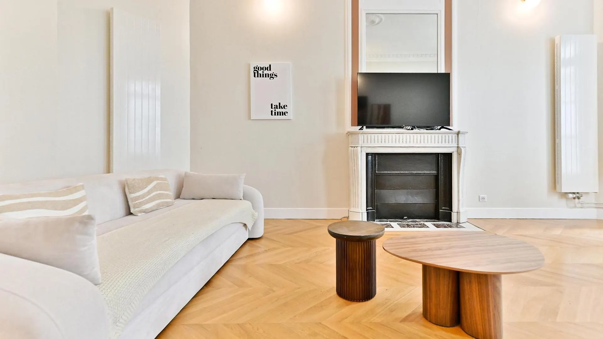 Appartement Moderne Et Climatise - Arc De Triomphe Paris 0*,  France